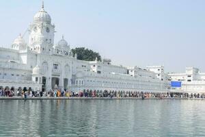 vue de détails de architecture à l'intérieur d'or temple - harmandir sahib dans Amritsar, Pendjab, Inde, célèbre Indien sikh repère, d'or temple, le principale sanctuaire de sikhs dans Amritsar, Inde photo