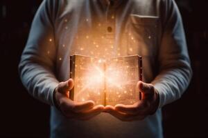 homme est en portant et étreindre le Bible sur le sien poitrine avec atmosphère lumière. ai génératif photo