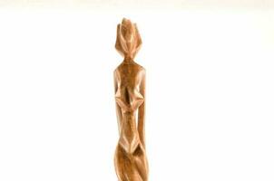 africain traditionnel en bois statue photo