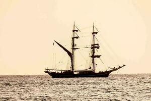 océan vue avec bateau photo