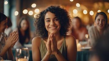 femme applaudir mains sur dîner. illustration ai génératif photo