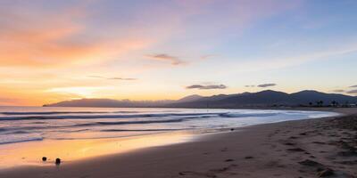 le coucher du soleil sur le plage avec montagnes dans le Contexte ai généré photo