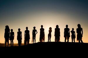 silhouettes de africain aborigènes à le coucher du soleil. génératif ai photo