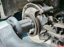 refaire surface frein rotors frein réparation voiture frein disque photo