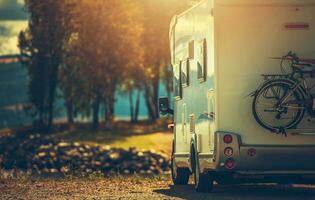 tomber RV campeur camping photo