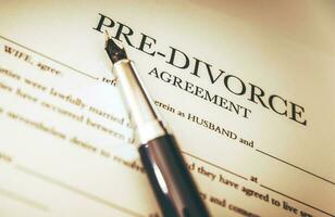 divorce les documents signature photo