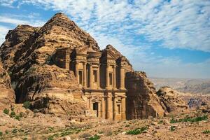 un d deir, le monastère, situé à petra dans Jodan photo