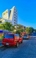 puerto escondido oaxaca Mexique 2023 typique magnifique coloré touristique rue trottoir ville puerto escondido Mexique. photo