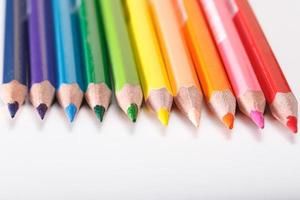 crayons de couleur éducatifs