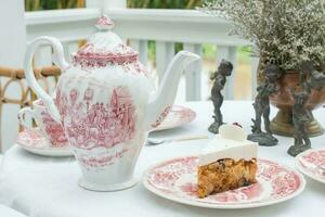une ensemble de Britanique ancien thé Pause. photo