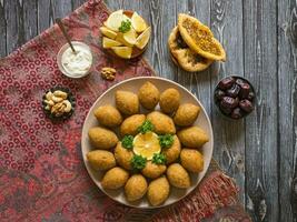 Viande kebab, Boulettes de viande de en vrac photo