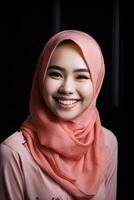 portrait de une magnifique Sud est asiatique musulman femme portant hijab et souriant. génératif ai photo