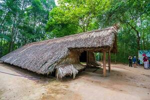 le cu chi tunnels étaient le viet cong's base de opérations pour le tet offensive dans 1968. célèbre touristique attraction dans vietnam. Stock photo