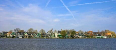 Pays-Bas coloré pays de Moulins à vent et tulipes fleurs photo