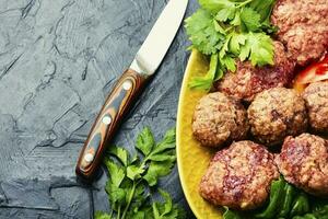 fait maison diététique Boulettes de viande. photo