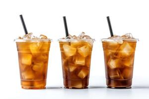 Stock photo de glacé café dans Plastique tasses avec paille isolé nourriture la photographie génératif ai