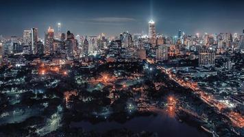 bangkok centre-ville de nuit photo