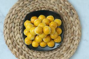 Nastar biscuits, ananas tartes ou nanas Tarte sont petit, taille de morsure des pâtisseries photo