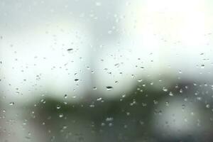 rosée et goutte de pluie sur pare-brise photo