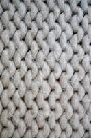 tissu fait main en laine blanche photo