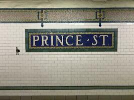 prince rue station - Nouveau york ville photo