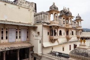 Palais de la ville d'udaipur au rajasthan, inde photo