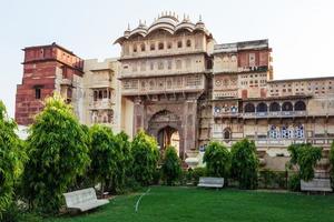 Palais de la ville de Karauli, Rajasthan, Inde photo