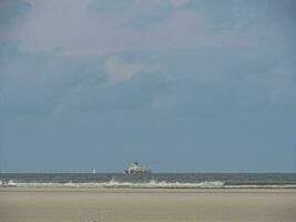 île de Spiekeroog dans la mer du Nord photo