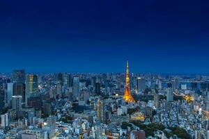 tokyo à près vue de tokyo la tour, tokyo ville ligne d'horizon, tokyo Japon photo