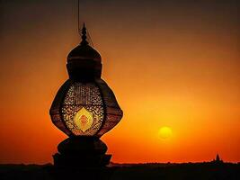 islamique lampe dans soir avec Soleil lumière Contexte photo
