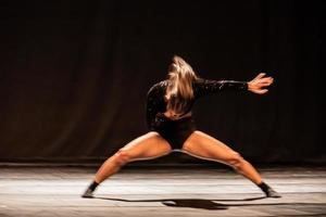 le mouvement abstrait de la danse photo