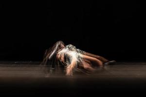 le mouvement abstrait de la danse photo