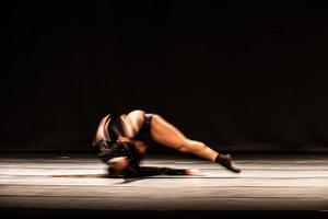 le mouvement abstrait de la danse photo