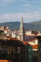 paysage urbain de la ville de bilbao en espagne photo