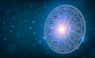 signes du zodiaque à l'intérieur du cercle de l'horoscope. astrologie dans le ciel avec de nombreuses étoiles et lunes concept d'astrologie et d'horoscopes photo