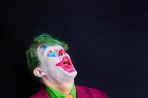 homme en maquillage de clown photo