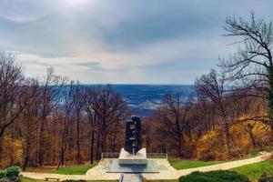 Belgrade, Serbie, 18 mars 2017 - monument aux anciens combattants soviétiques de la seconde guerre mondiale photo