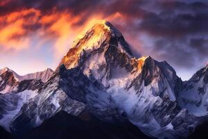 fascinant montagnes dans magnifique chaud lumière établi avec génératif ai technologie. photo