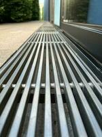 drainage grille. orage métal grille photo