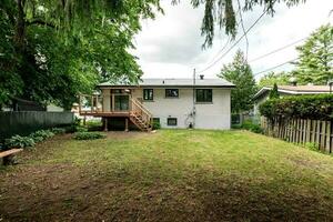 luxe canadien renversé maison dans Kirkland, montréal photo