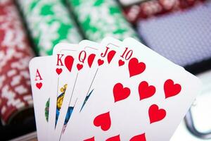 cartes et jetons de poker photo