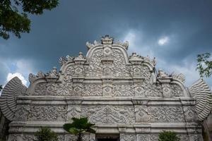 le temple de l'eau de tamansari à Yogyakarta photo