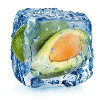 Avocat dans la glace cube photo