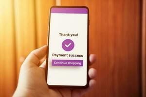 femme utilisation téléphone intelligent à Payer en ligne achat. en ligne achats concept. sécurise Paiement sur l'Internet. Paiement Succès sur filtrer. sélectif se concentrer. photo