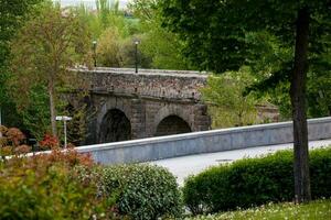 le historique romain pont de Salamanque aussi connu comme puente maire del tormes photo