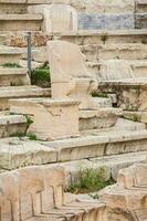 détail de le sièges à le théâtre de Dionysos éleuthère le Majeur théâtre dans Athènes daté à le 6e siècle avant JC photo