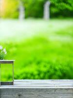 vide en bois table avec flou vert jardin Contexte. pour produit afficher. ai généré photo