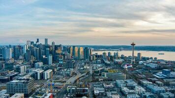 Seattle, Washington horizon à le coucher du soleil photo