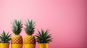 surréaliste composition avec ananas dans minimalisme sur vif Contexte photo