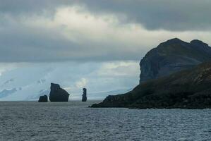 côtier volcanique paysage, tromperie île, Antarctique photo